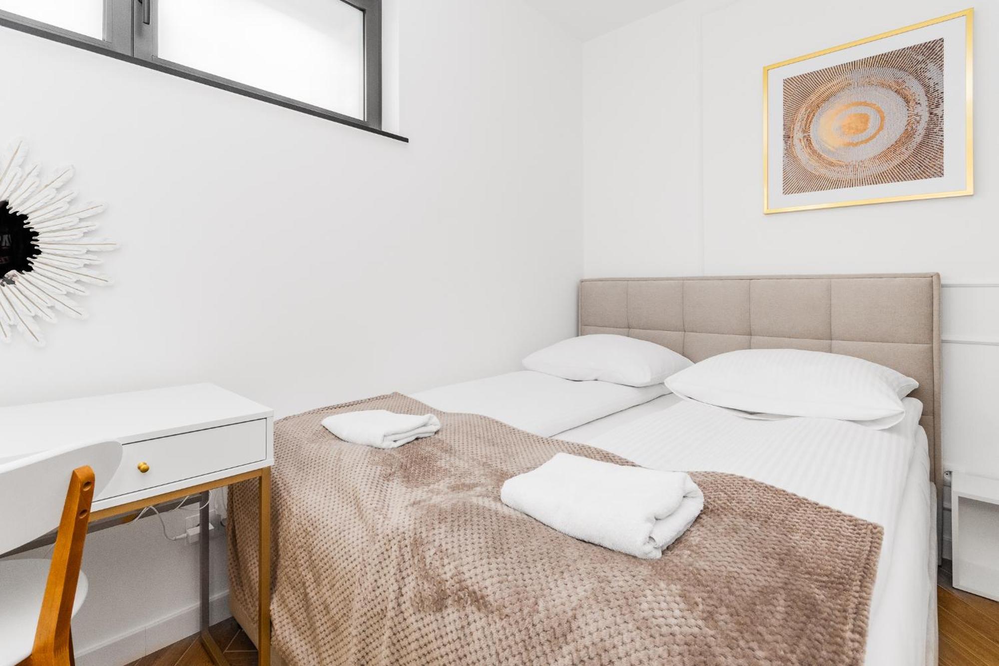 Grand Apartments - Doki Living & Foodhall Gdańsk Kültér fotó
